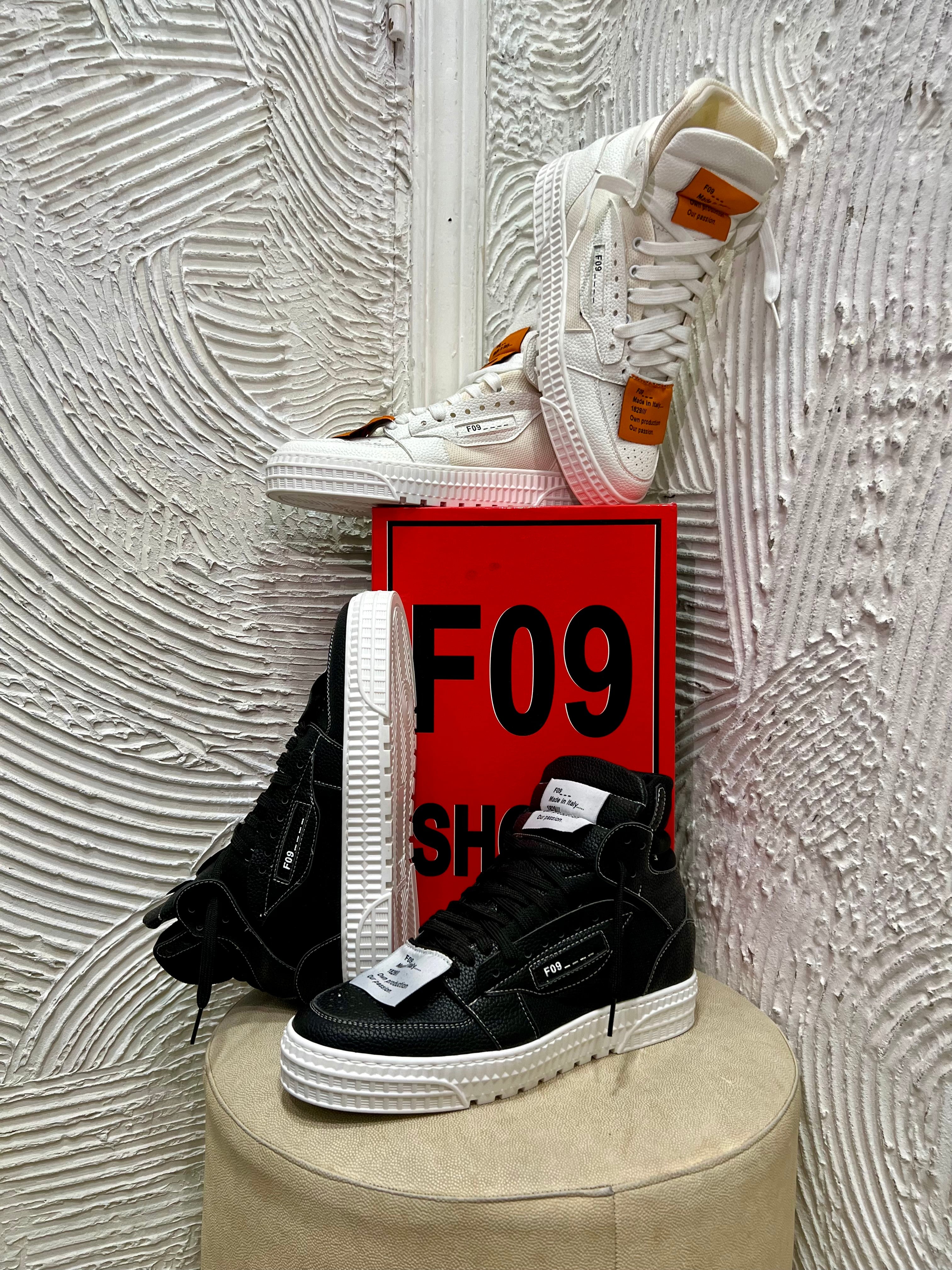 Sneakers F09 -mod. 0F* WH*TE alta