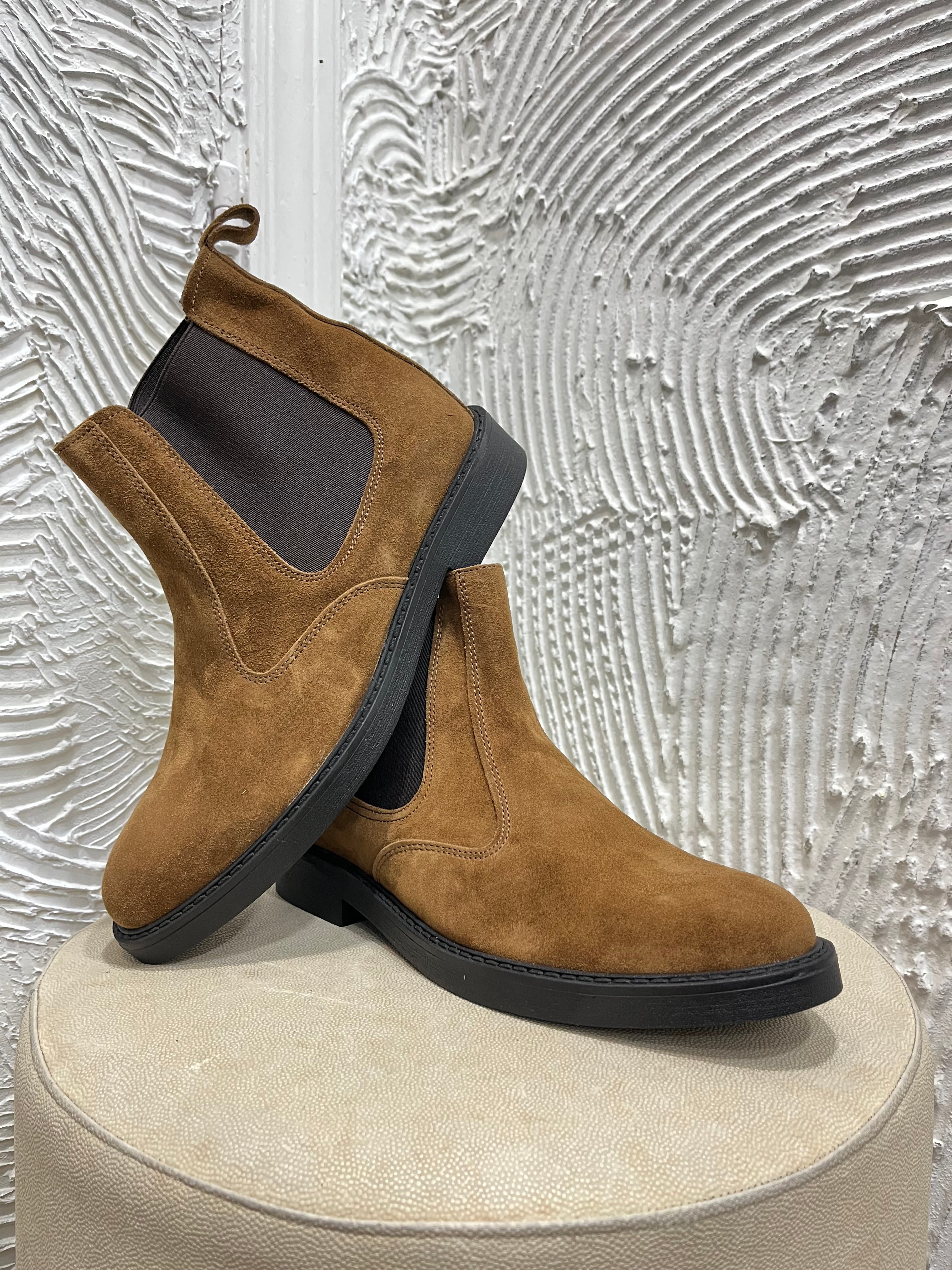 Stivali mod.Beatles in camoscio KSLAB