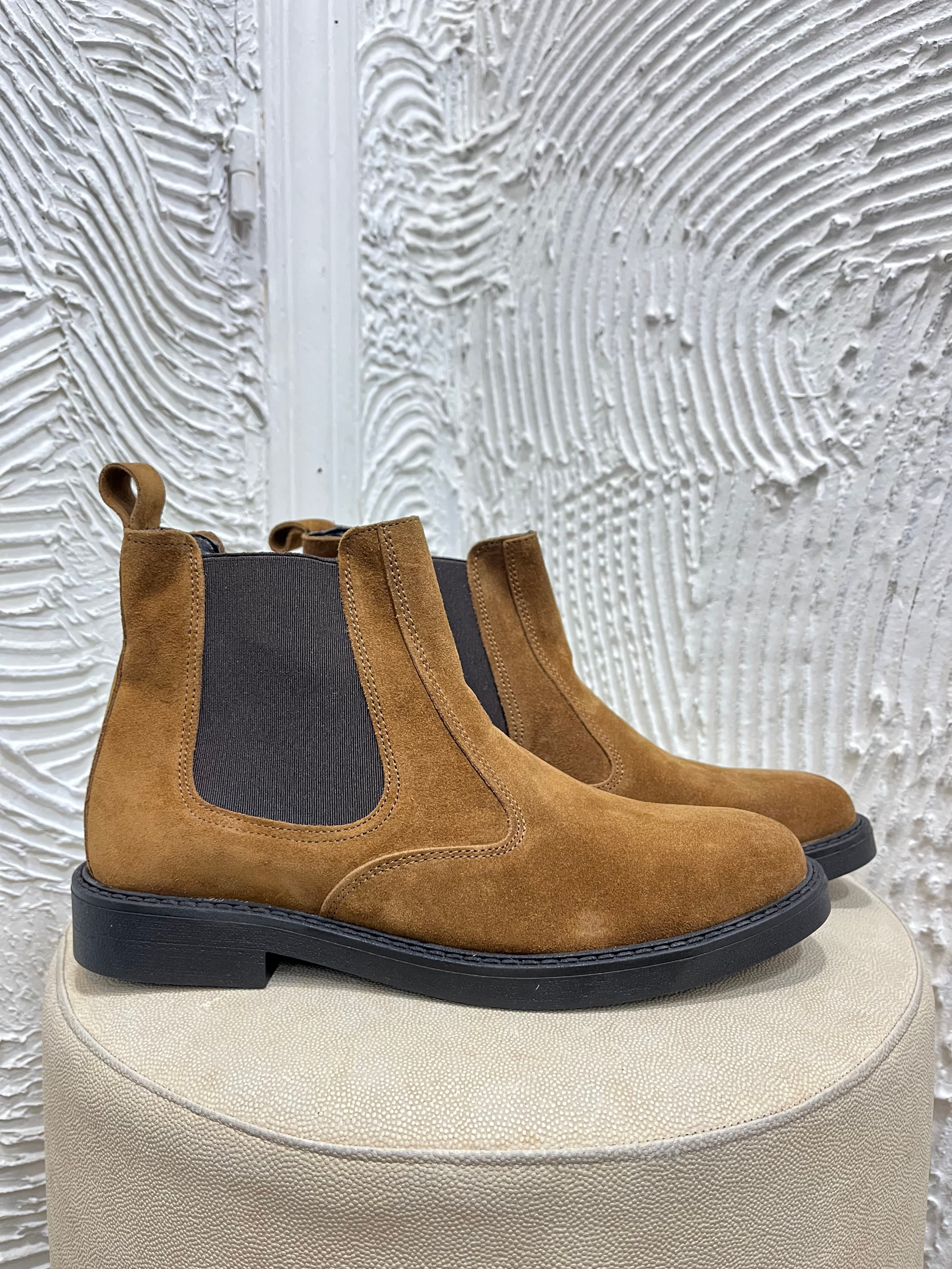 Stivali mod.Beatles in camoscio KSLAB