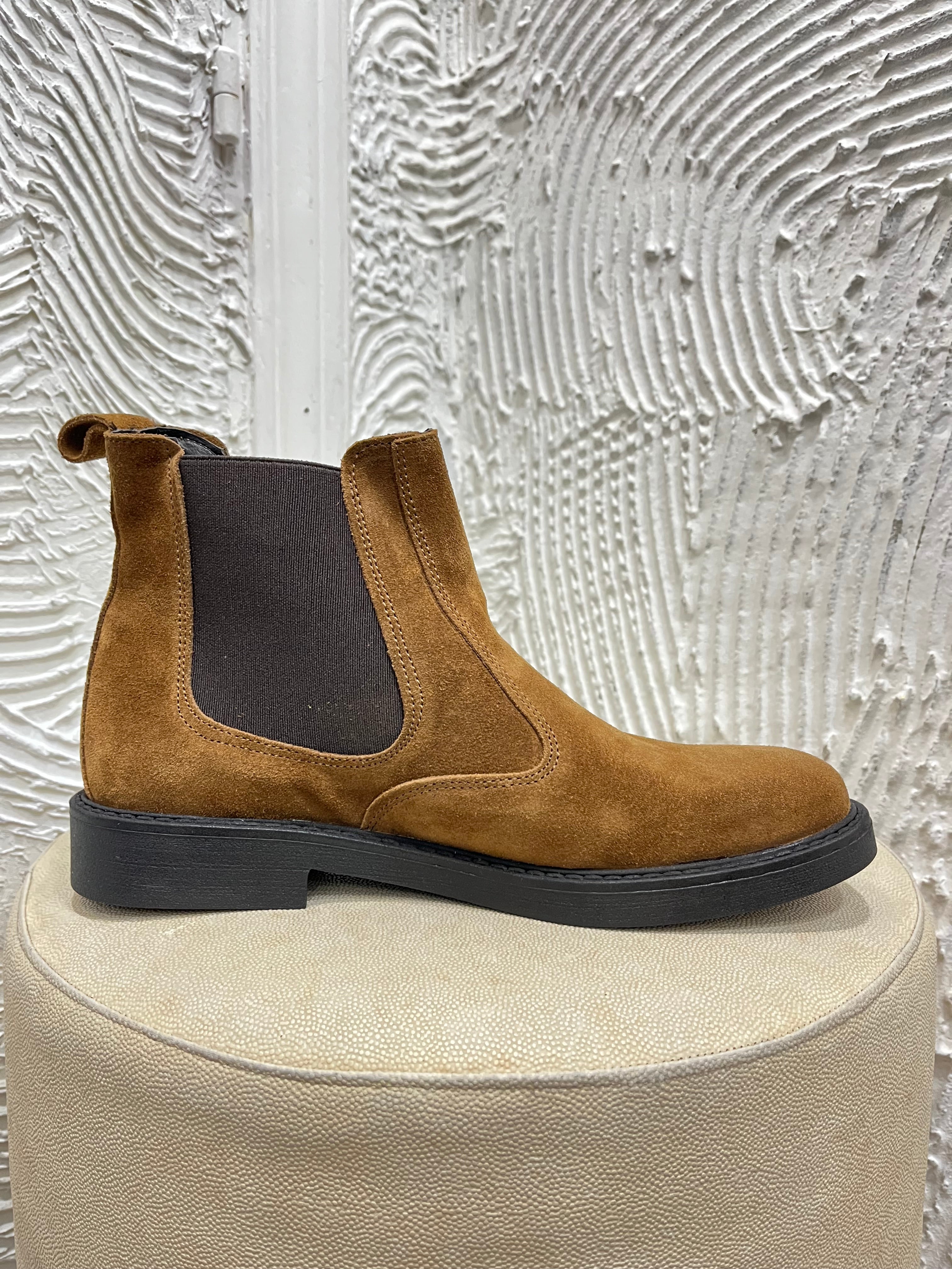 Stivali mod.Beatles in camoscio KSLAB