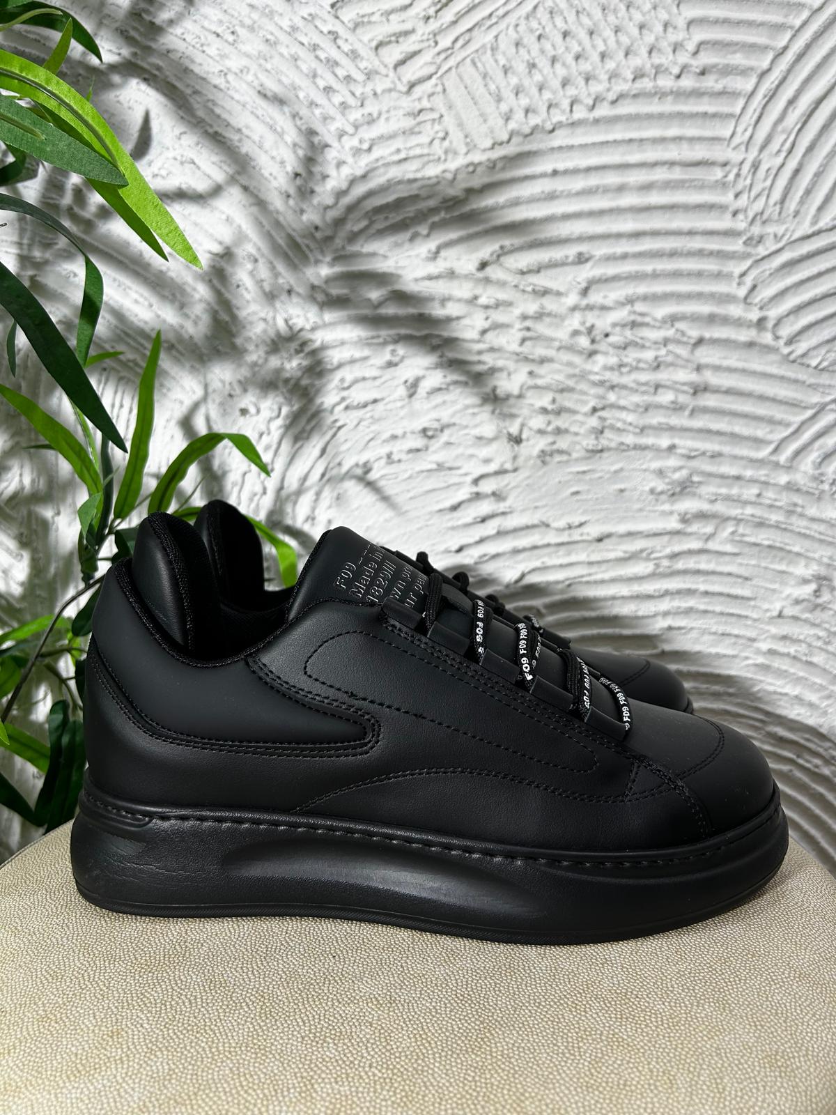 Sneakers F09 MOD. darkò