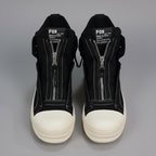 Sneakers F09 Mod. Cin*ia Ara*a in Canvas
