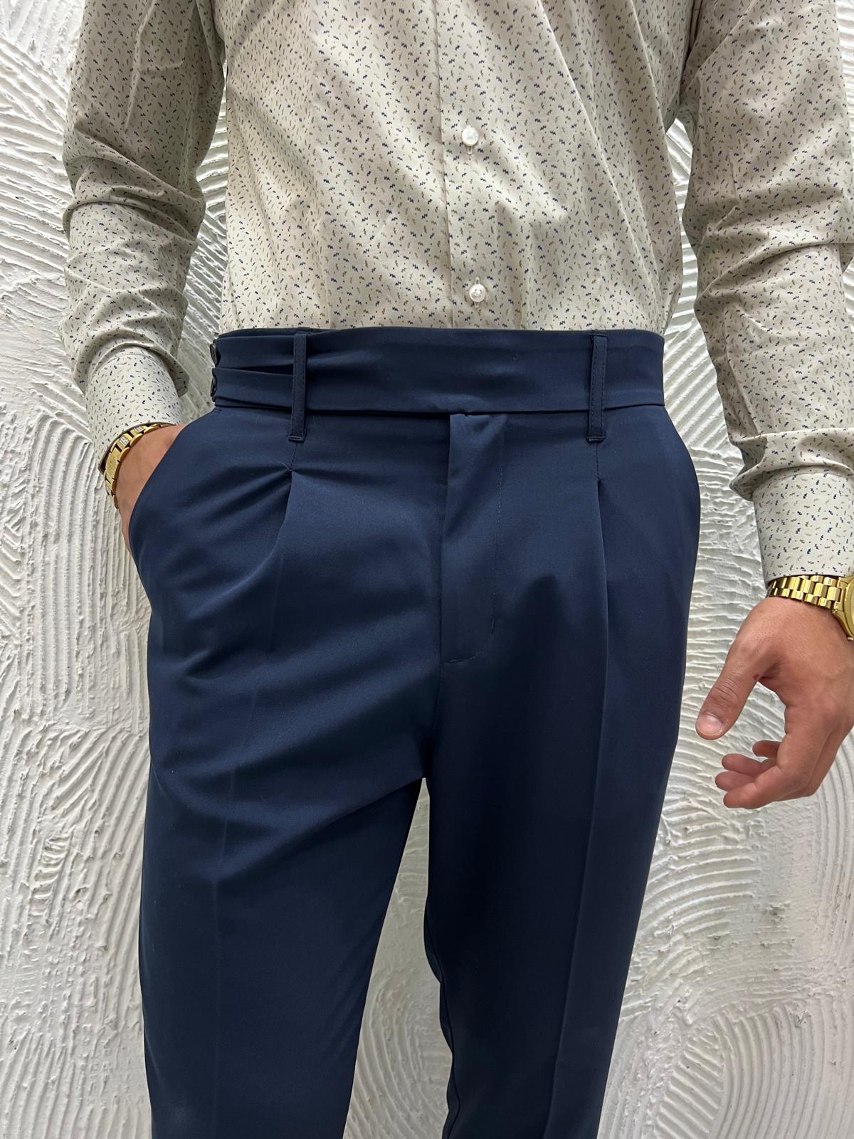 Pantalone biforcato