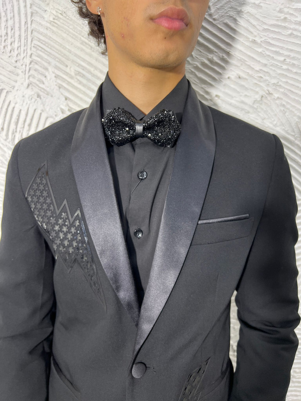 ABITO SMOKING DETTAGLI FULMINI