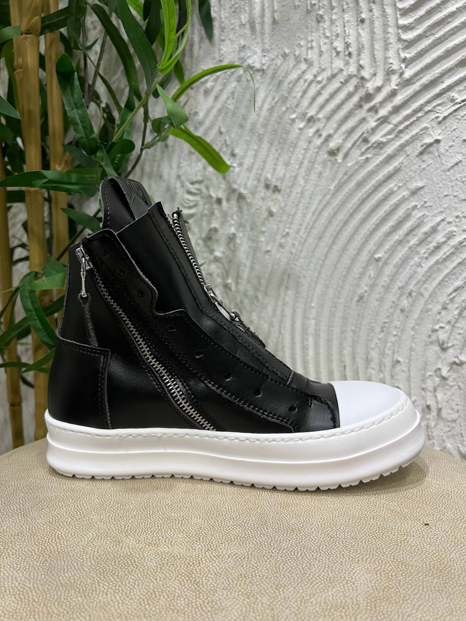 Sneakers F09 mod.Cinz*a Ara*a